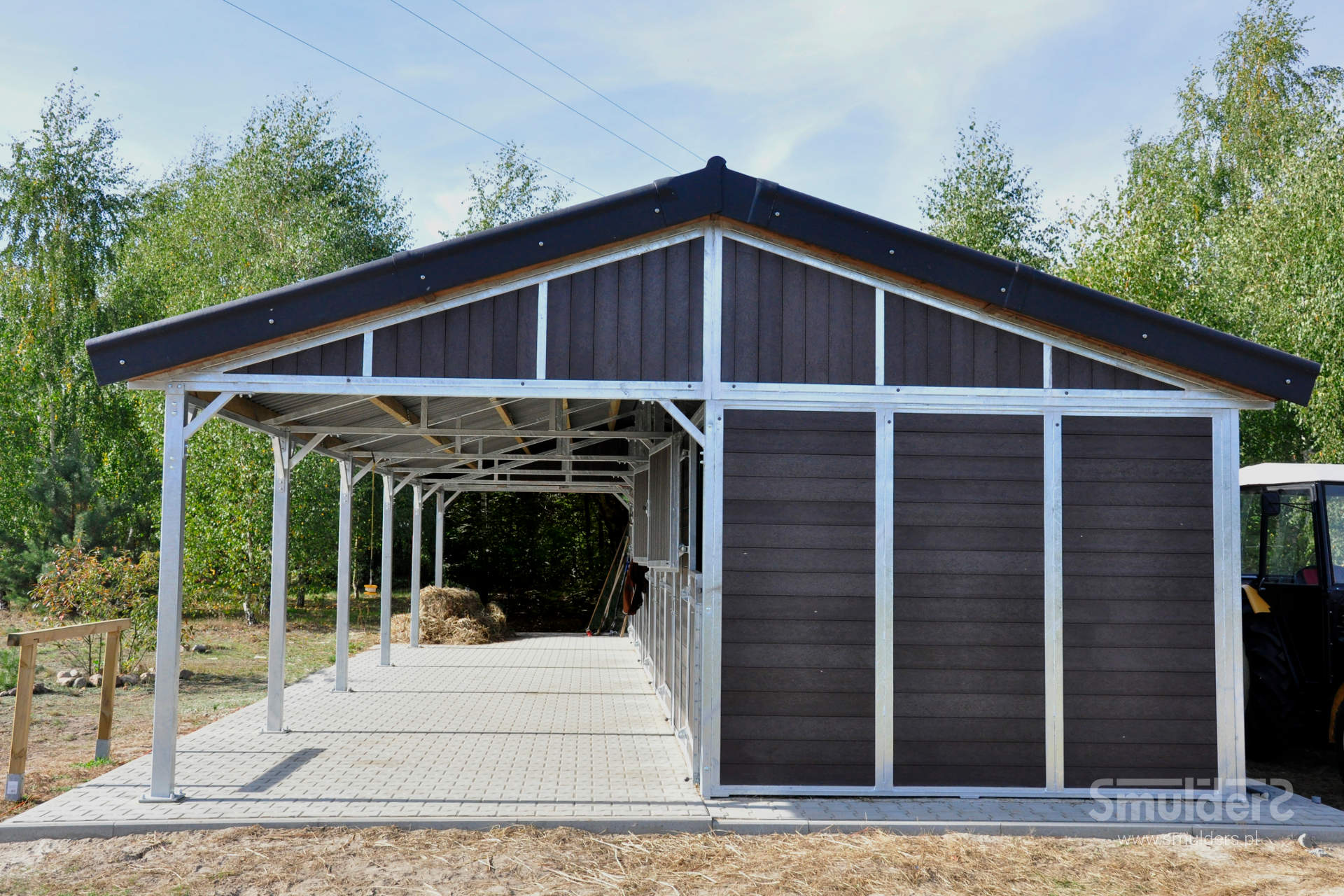 https://www.smulders.pl/wp-content/uploads/2019/07/f002_outdoor-stables_KCN_SMULDERS_PL.jpg